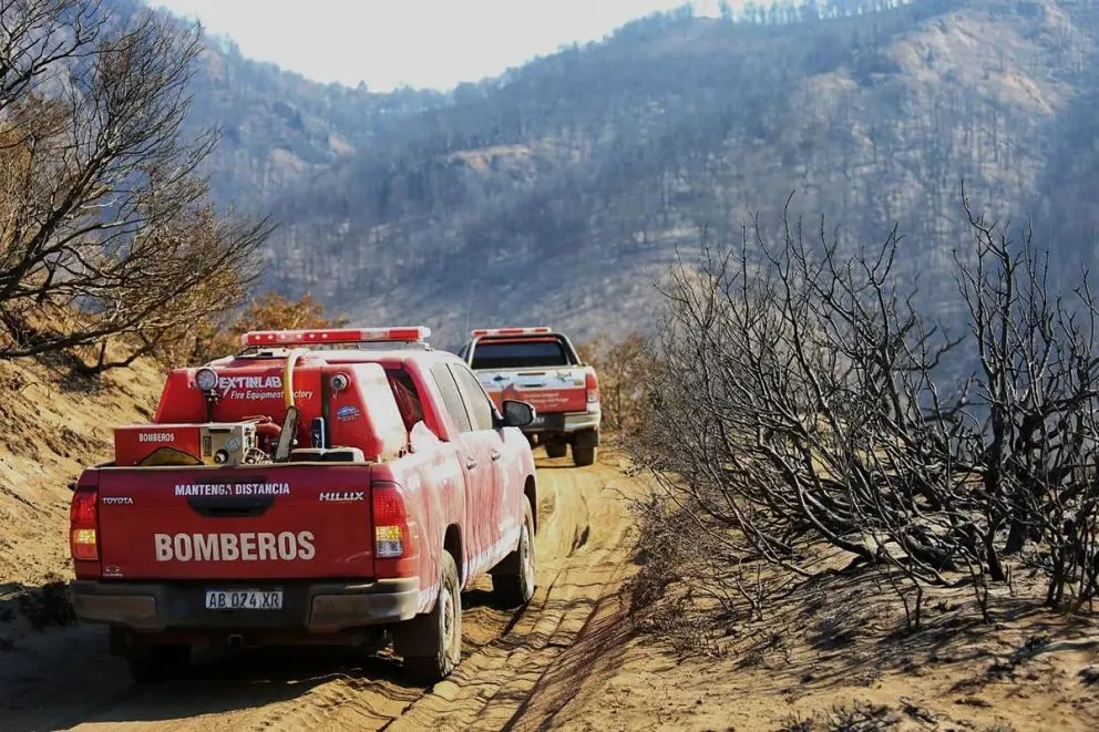 Por las lluvias, el incendio en Valle Magdalena desacelera su avance