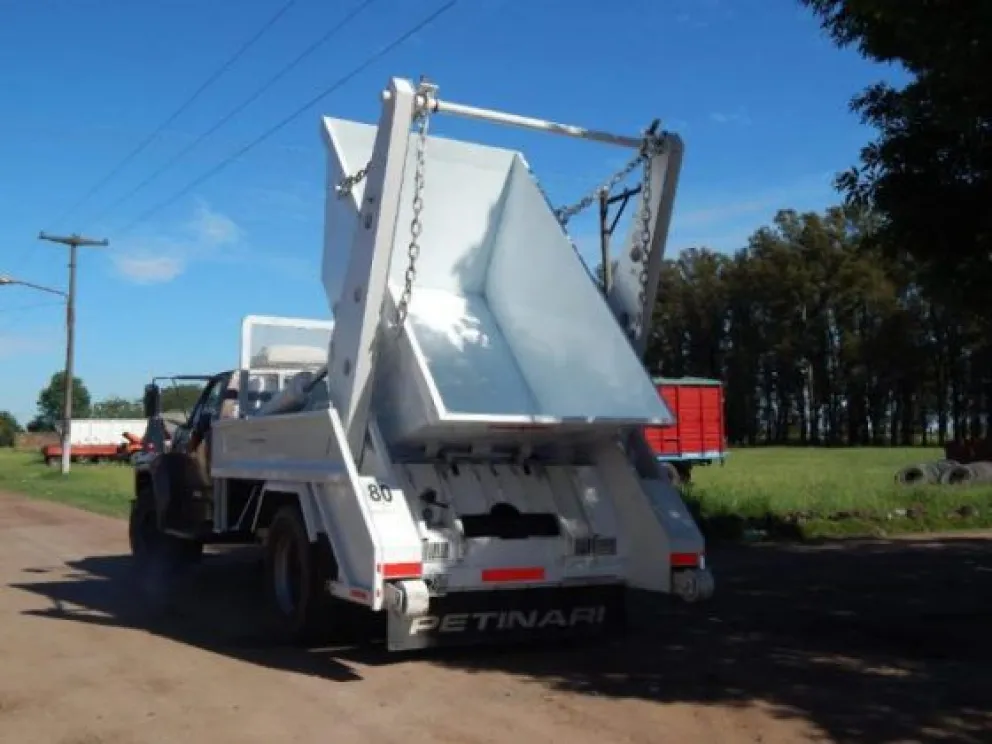 Mañana se instalarán volquetes para residuos: los barrios son alcanzados