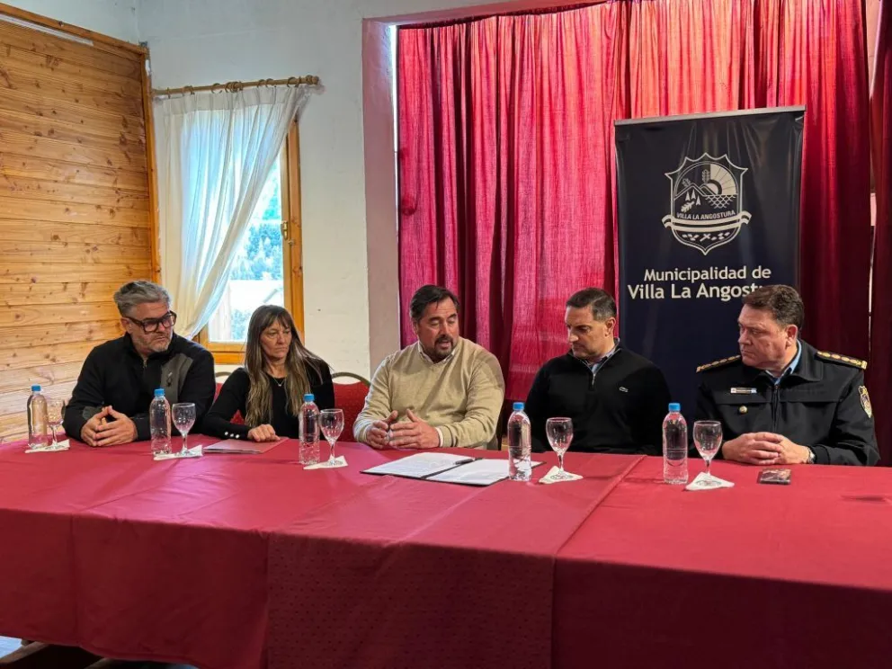 Se firmó un acuerdo para construir un nuevo destacamento de Tránsito en Muelle de Piedra