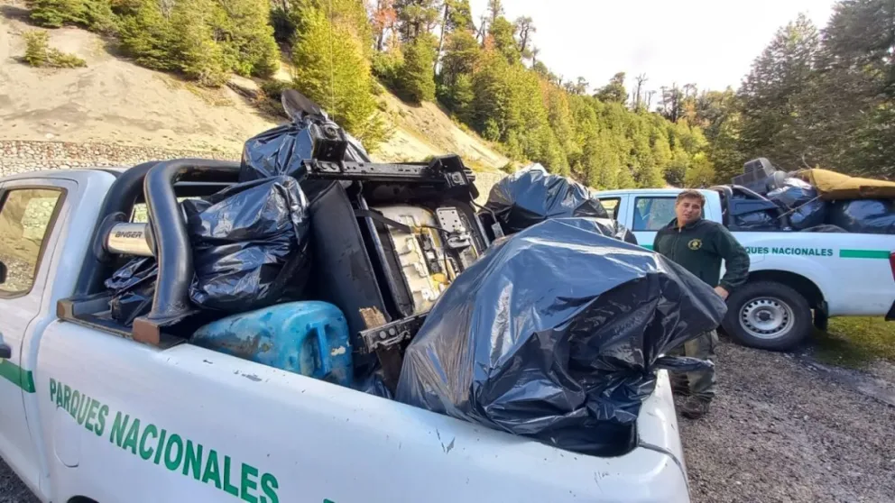 Recolectaron 150 bolsas de basura en una jornada de limpieza en el Parque Nacional Nahuel Huapi