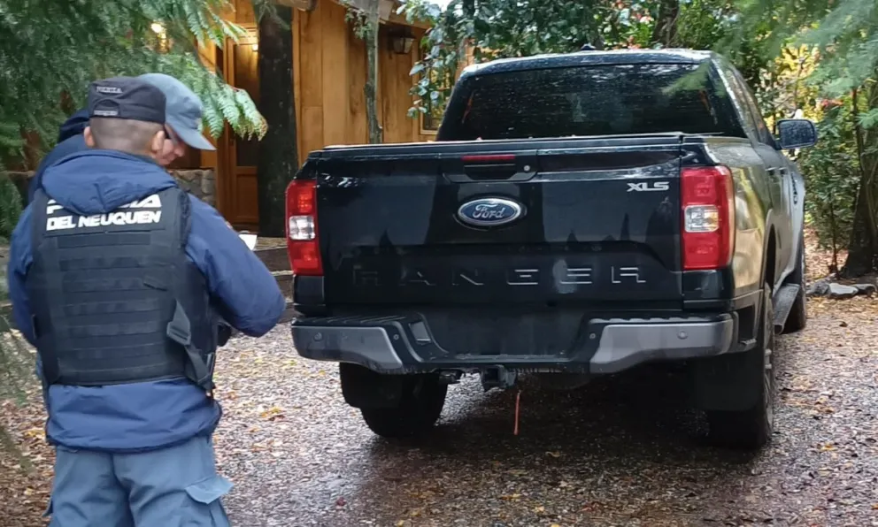 Otra vez los "robaruedas" en acción: Ahora robaron en Lomas del Correntoso