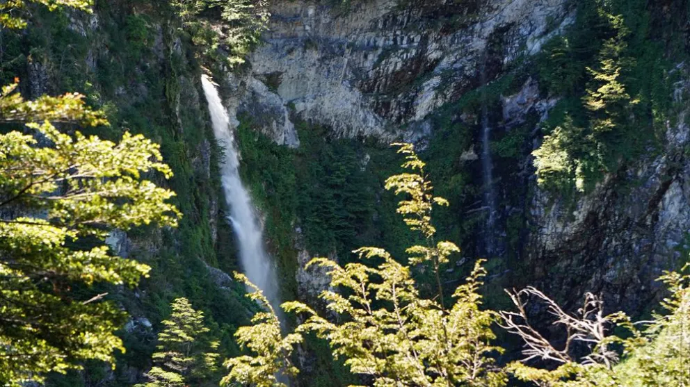 Adolescente hallada sin vida en la Cascada Inacayal: qué se sabe del caso