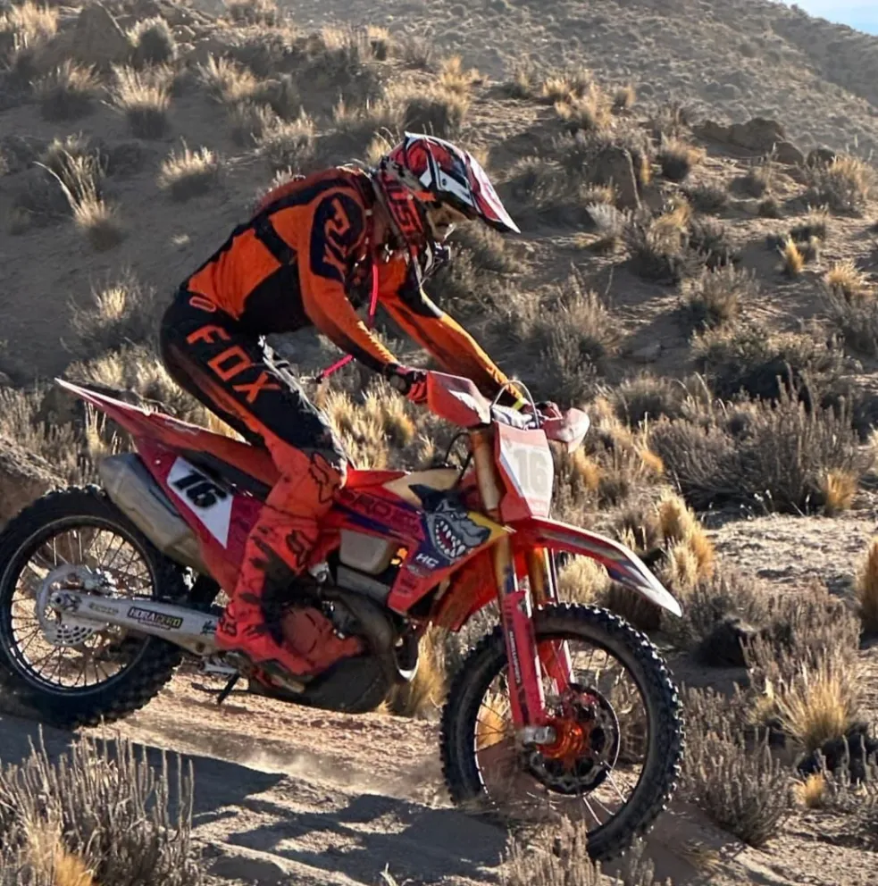 Salinas y Reigoso los pilotos locales que se destacaron en el Enduro Cordillerano de Comallo