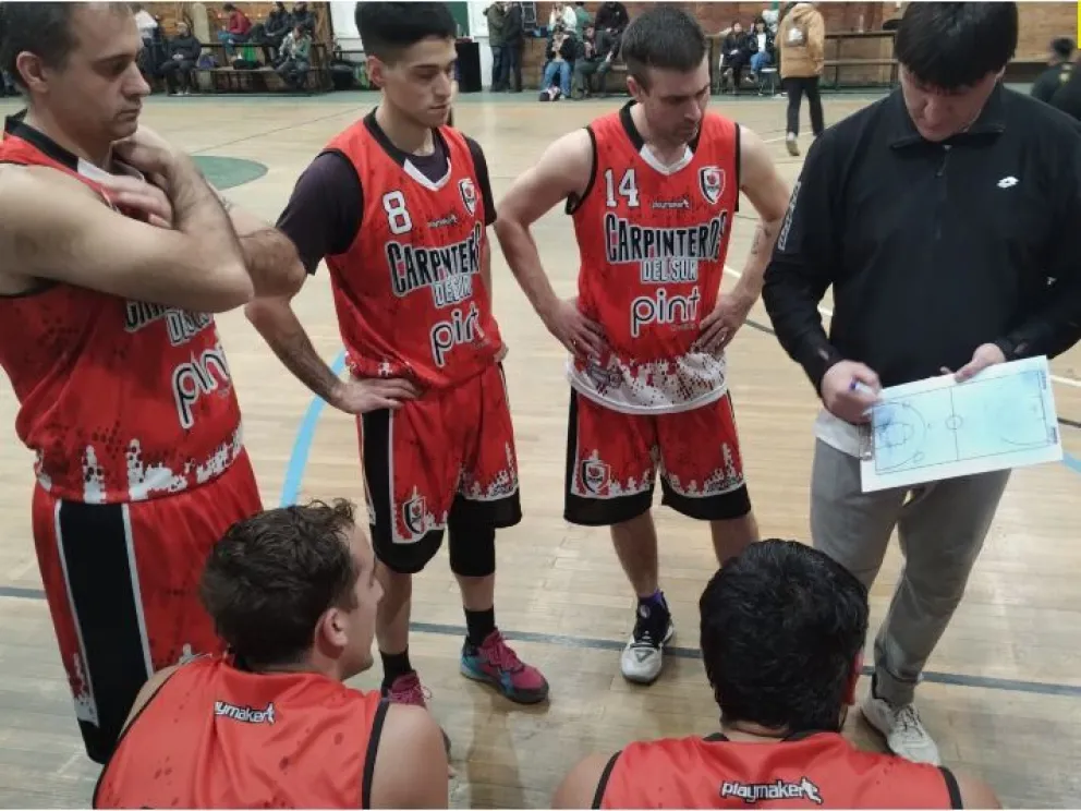 Carpinteros aseguró su lugar en la fase decisiva de la Liga Kudewe