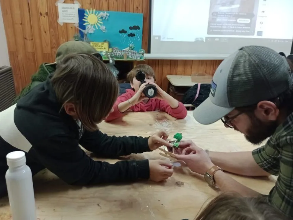 Talleres de invierno en FabLab Kids: tecnología y creatividad para las infancias