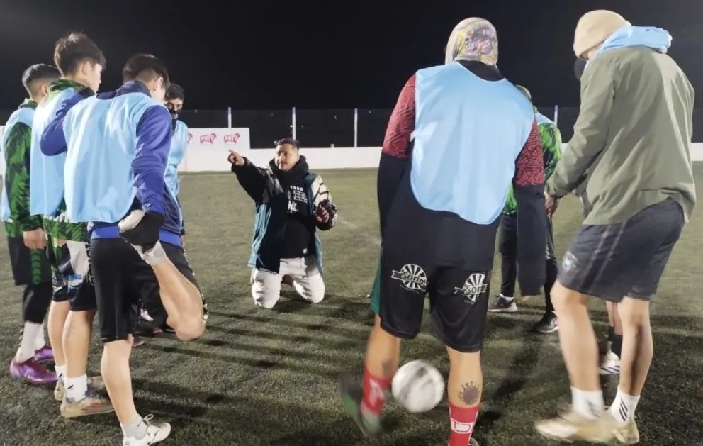 Chichi Sanabria -Chicago de Bariloche- listos para el debut ante Cruz del Sur en el Regional